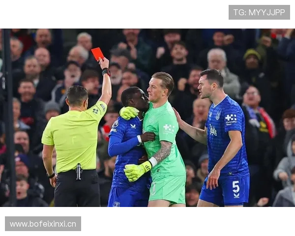 切尔西大规模引援效果有待验证,球队表现波动对赛季走势形成制约 切尔西大规模引援效果有待验证,球队表现波动对赛季走势形成制约