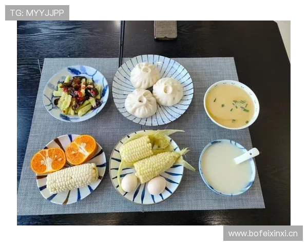 刷到李冰洁的生活照，好家伙人家随便的早餐比我整个月工资还讲究