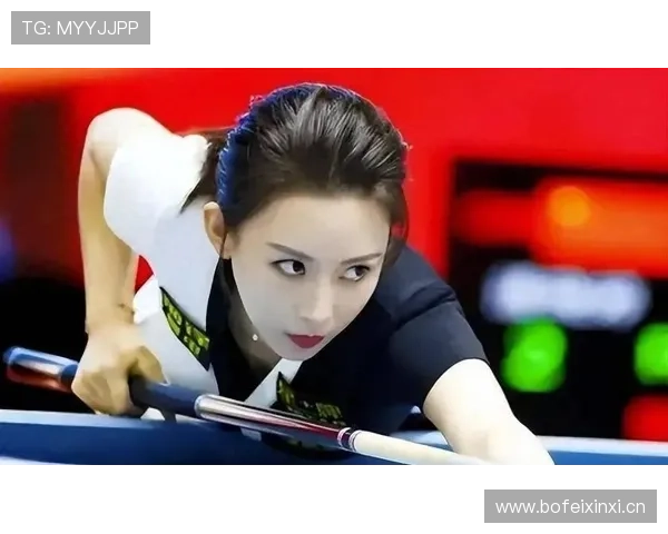 潘晓婷家的冰箱里塞满了蛋白粉，连饮料都按克称着喝